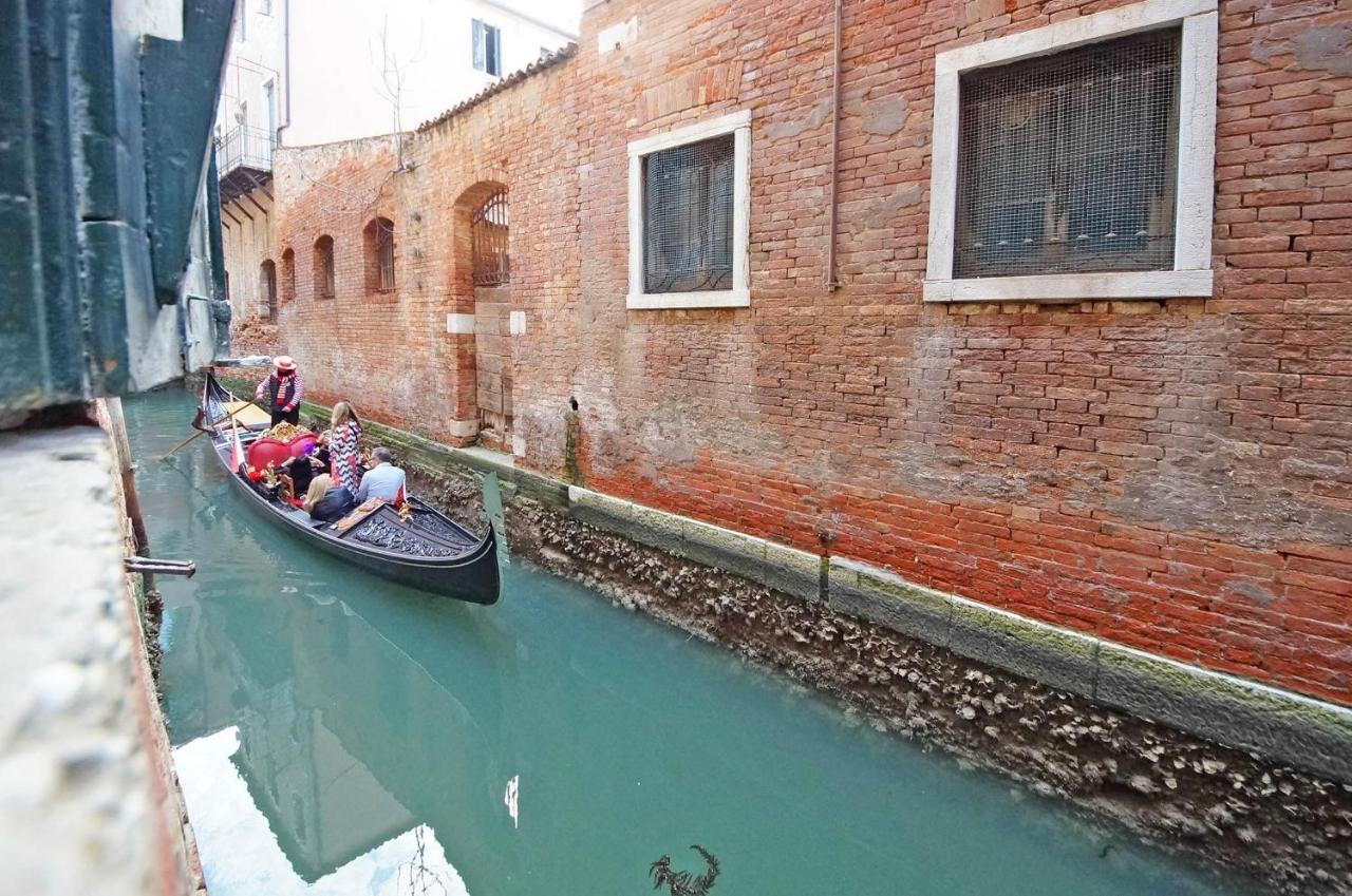 Gondola View Apartment Venise Extérieur photo