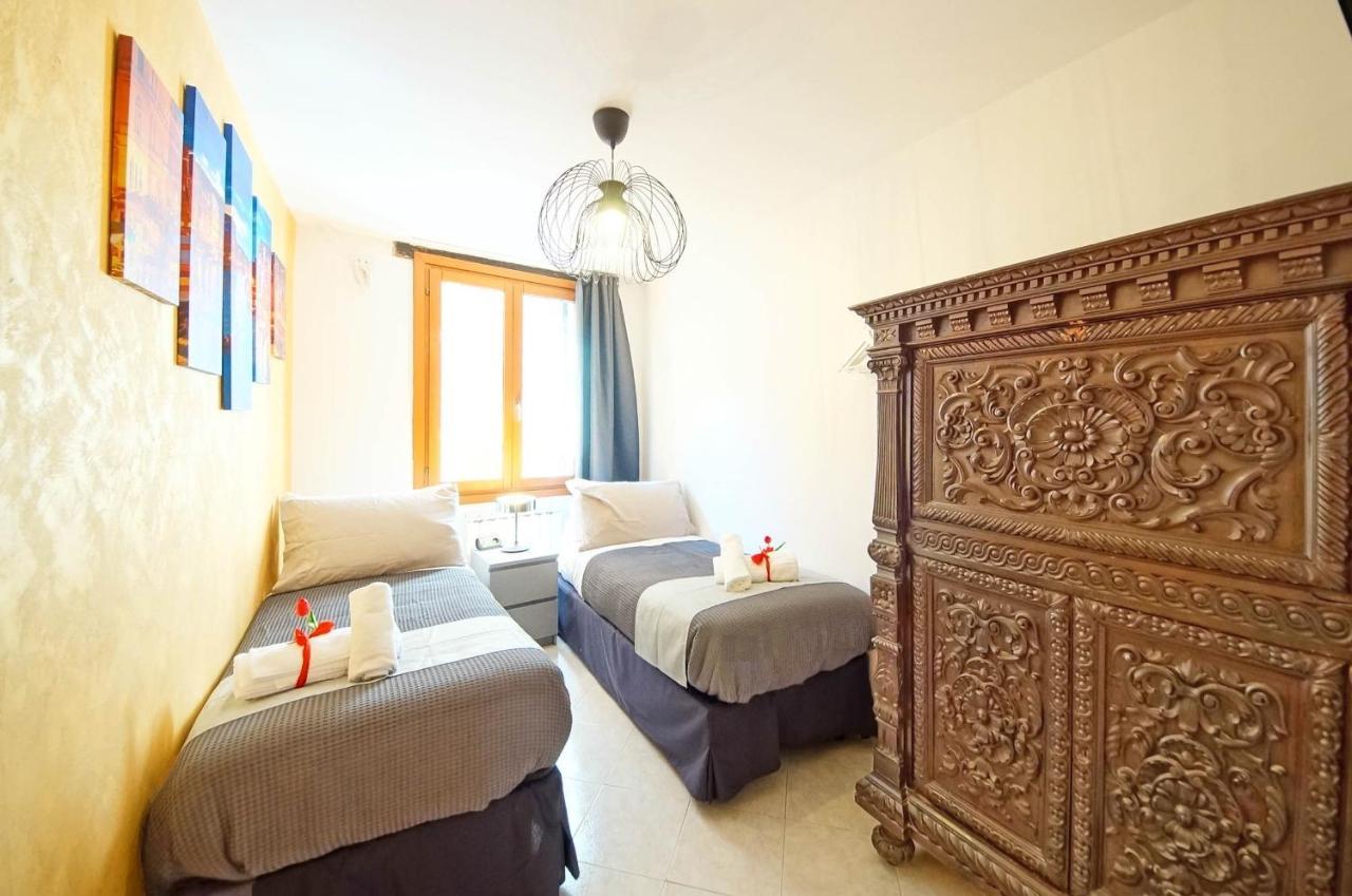 Gondola View Apartment Venise Extérieur photo