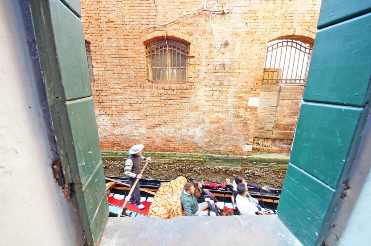 Gondola View Apartment Venise Extérieur photo